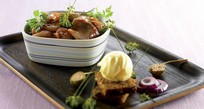 Julefrokost menu nr. 6. Min 6 kuverter. Pris 160,-